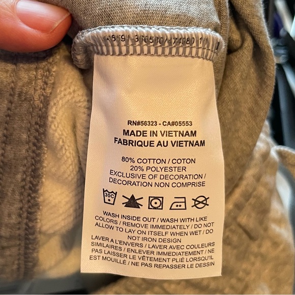 NWT Nike Sz 1X Women’s Grey Standard Fit Mid Rise Full Length Sweatpants Ret $60 - Picture 16 of 16